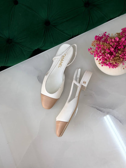 Chanel 
Vip quality 
Size:36 to 41 
450 dhs🇦🇪🇦🇪

Zain113
♥️♥️♥️