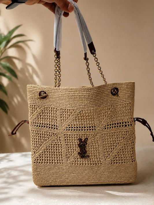 YSL Master
510 dhs✅
#37cm❤️🥳

Zain228
♥️♥️♥️