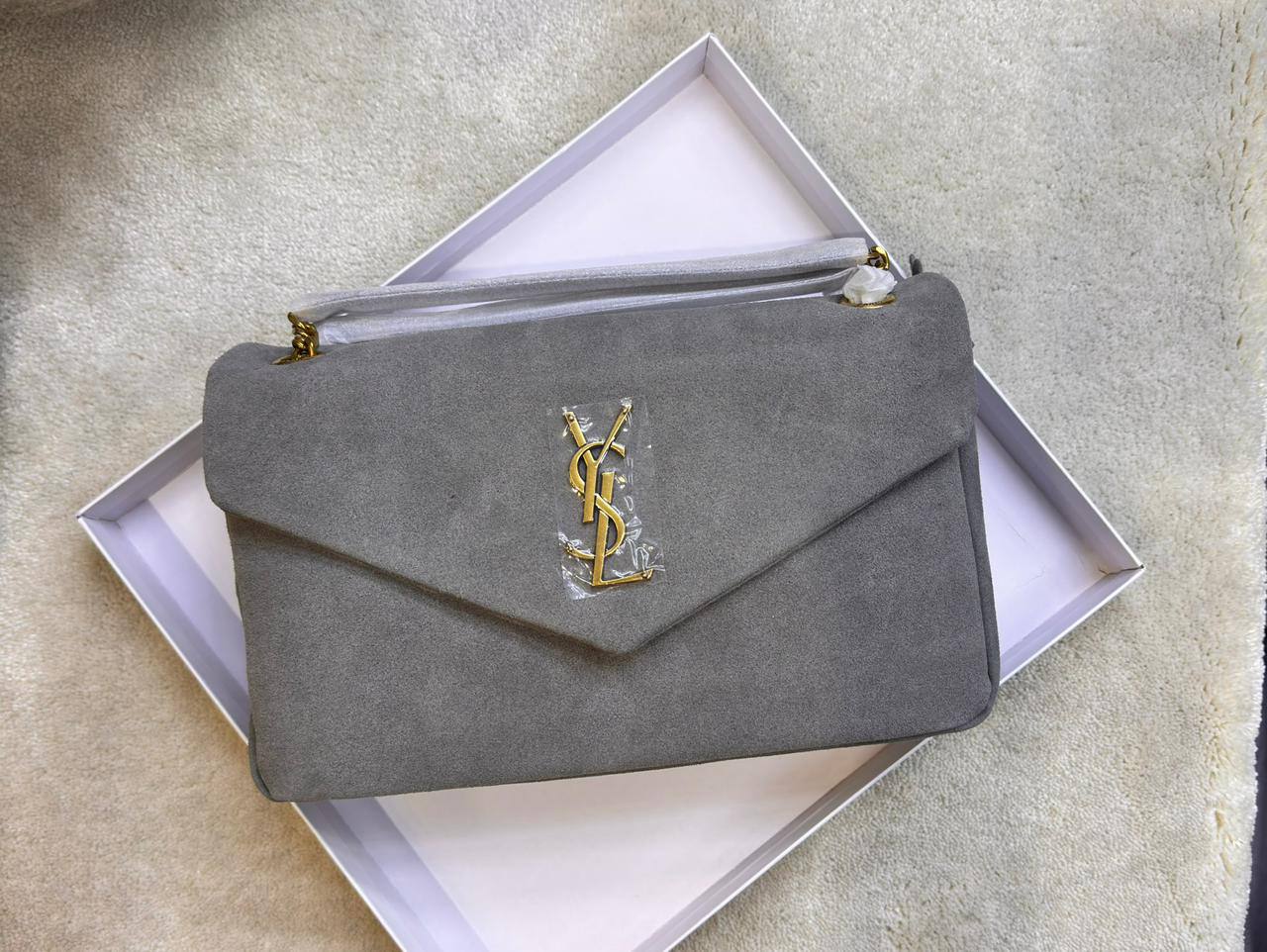 YSL
Master Bags
For Price 👇 WTSP Text Zain 0568585901

Zain111
♥️♥️♥️