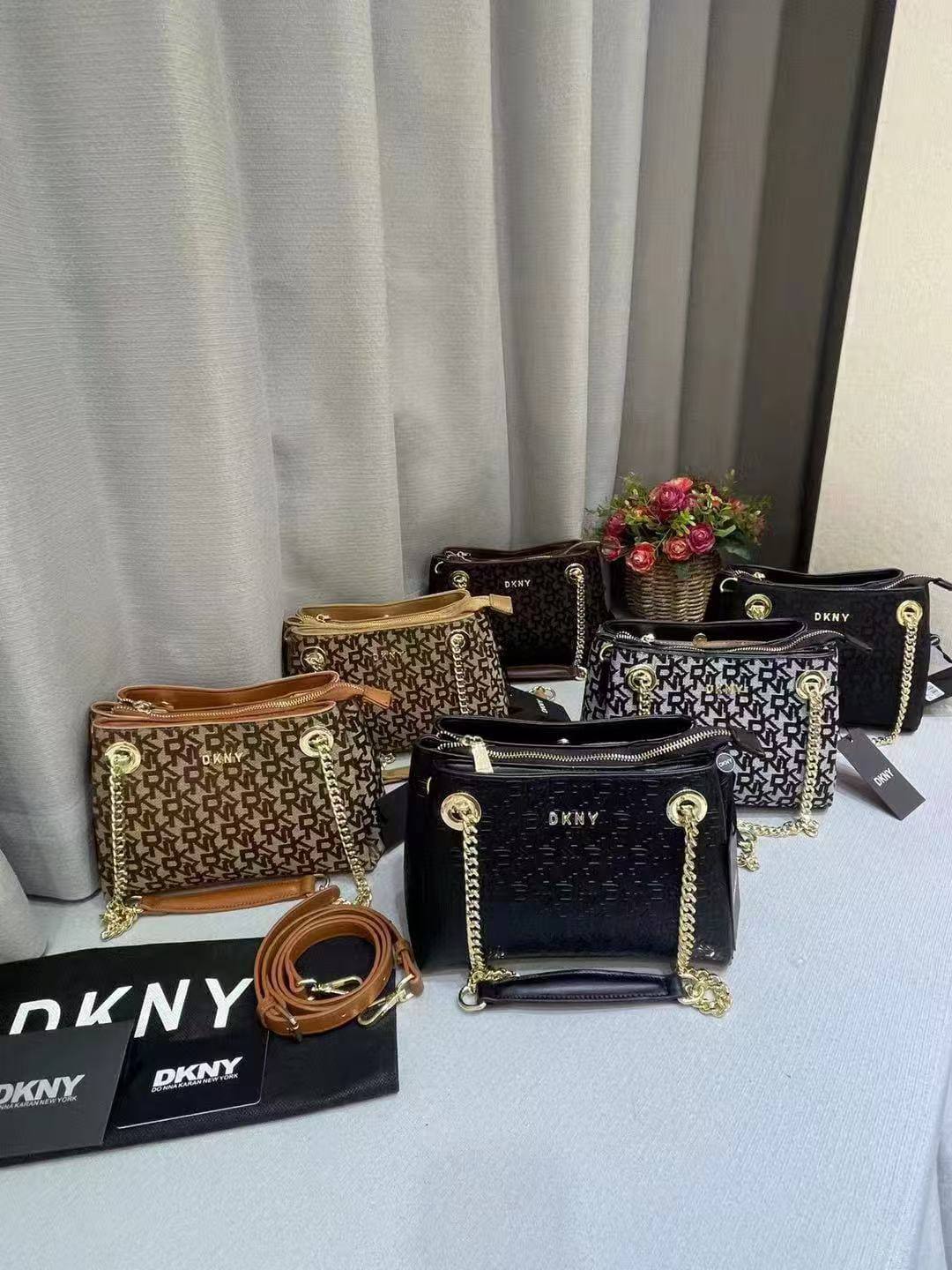 Dkny 
110 dhs✅

Zain299
♥️♥️♥️