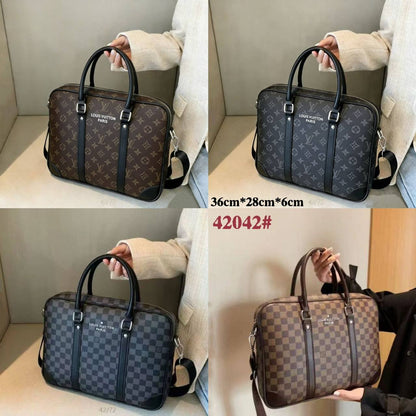 LV
LAPTOP BAG GOOD QUALITY  
90 dhs💓

Zain39
♥️♥️♥️