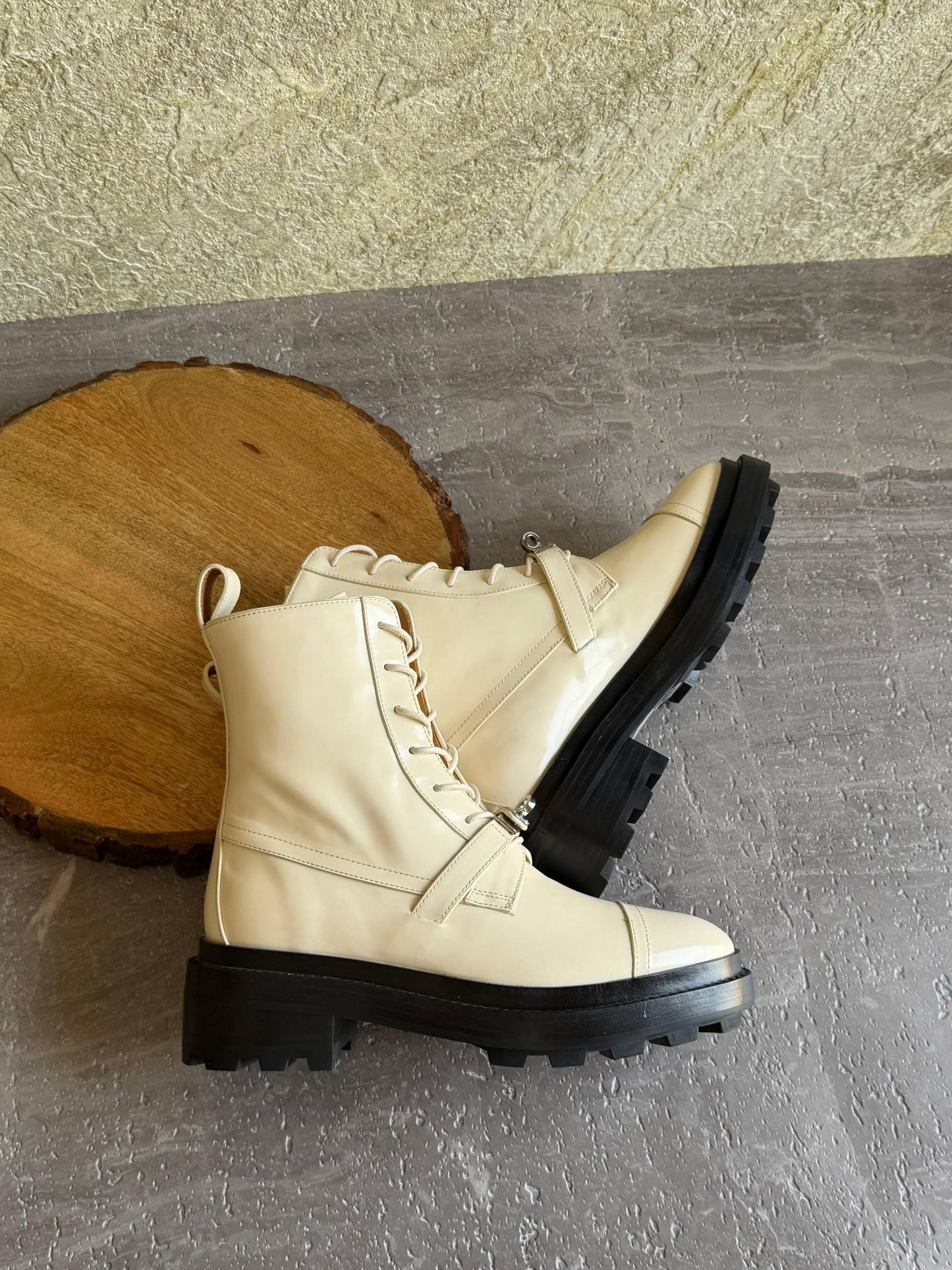 HERMES 🐎
SuperMaster Quality 💯
700 dhs🇦🇪🇦🇪

Size: 36-41 💥

Zain171
♥️♥️♥️