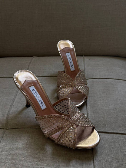 Aquazzura 🖤
✨ 𝐍𝐞𝐰 𝐂𝐨𝐥𝐥𝐞𝐜𝐭𝐢𝐨𝐧 
✨ 𝐒𝐮𝐩𝐞𝐫 𝐌𝐚𝐬𝐭𝐞𝐫 𝐐𝐮𝐚𝐥𝐢𝐭𝐲 
✨ 𝐀𝐯𝐚𝐢𝐥𝐚𝐛𝐥𝐞 𝐍𝐨𝐰 
✨ 𝐒𝐢𝐳𝐞𝐬: 𝟑𝟔 — 𝟒𝟏 
450 dhs✅

Zain298
♥️♥️♥️