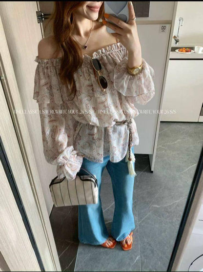 shoulder paisley blouse 
M ML size 
100 dhs✅

Zain17
♥️♥️♥️