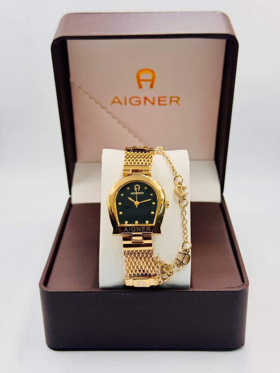 Aigner ladies 
60 dhs✅

Zain08
♥️♥️♥️