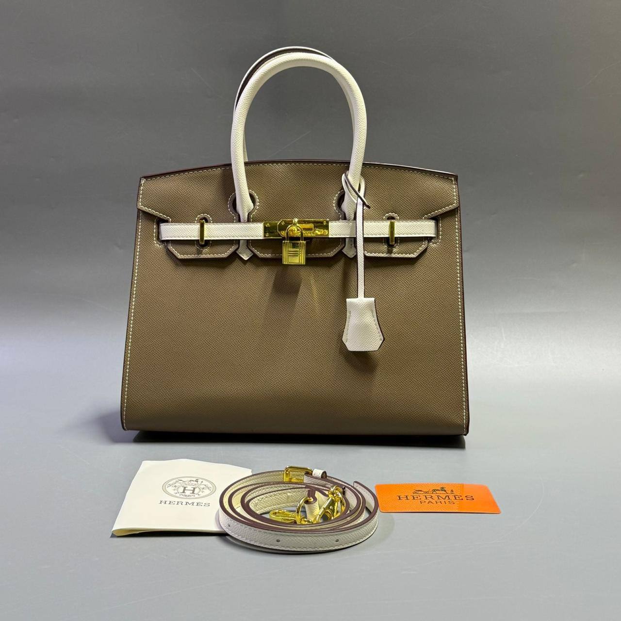 HERMES 
GOOD QUALITY 
120 dhs🇦🇪🇦🇪
SIZE: 30cm

Zain295
♥️♥️♥️