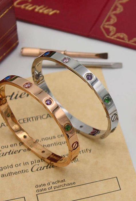 Cartier Bangle* 💐
Master quality 
16,18,19

*45* AED normal box 📦

Zain48
♥️♥️♥️