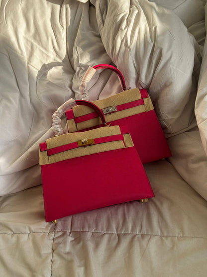 HERMES
KELLY 25 👌🏻
HANDMADE ✅
For Price 👇 WTSP Text Zain 0568585901

ZainShop
♥️♥️♥️