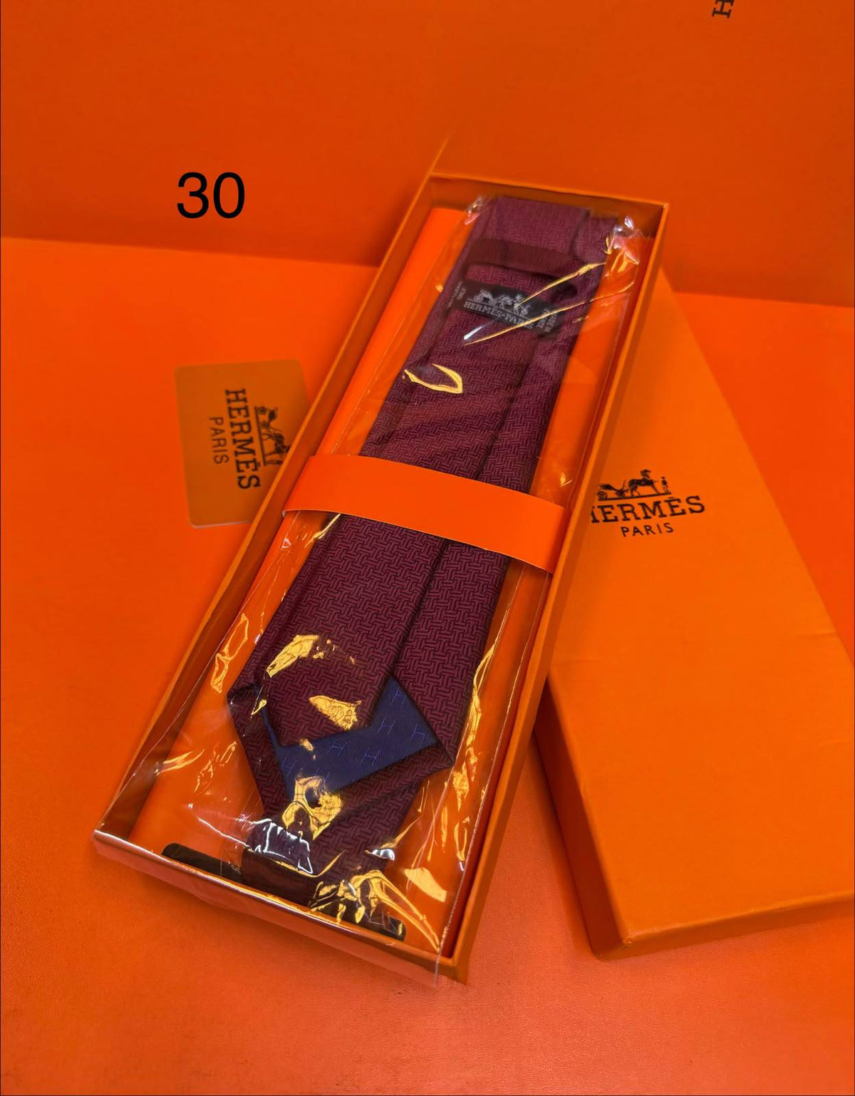 Hermes
Gucci
LV
Dior

Withbox

75 dhs🇦🇪🇦🇪

Zain93
♥️♥️♥️