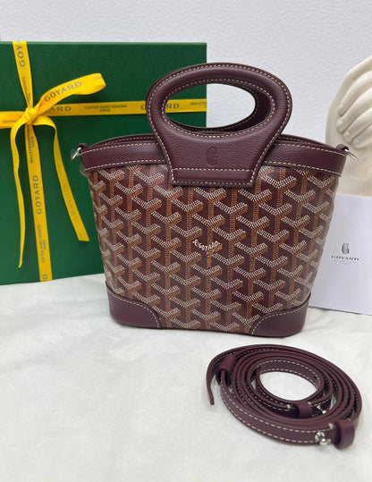 Goyard✨💕✨
New collection ✨✨✨
SuperMaster Quality 🔥🔥
Available Now ❤️❤️❤️
For Price 👇 WhatsApp✅
0568585901 
0507557372
0552275751 Owner Zain 👌

Zain252
♥️♥️♥️
