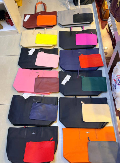 Lacoste
good quality, 
size45*30 
75 dhs💓

Zain12
♥️♥️♥️
