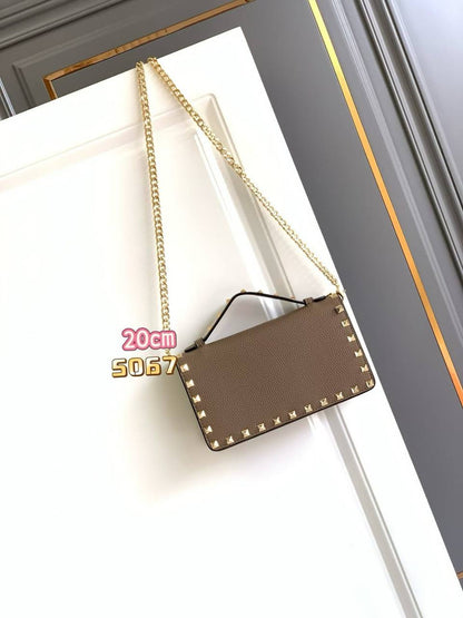 Valentino
Master✅✅
250 dhs🇦🇪🇦🇪

Zain141
♥️♥️♥️