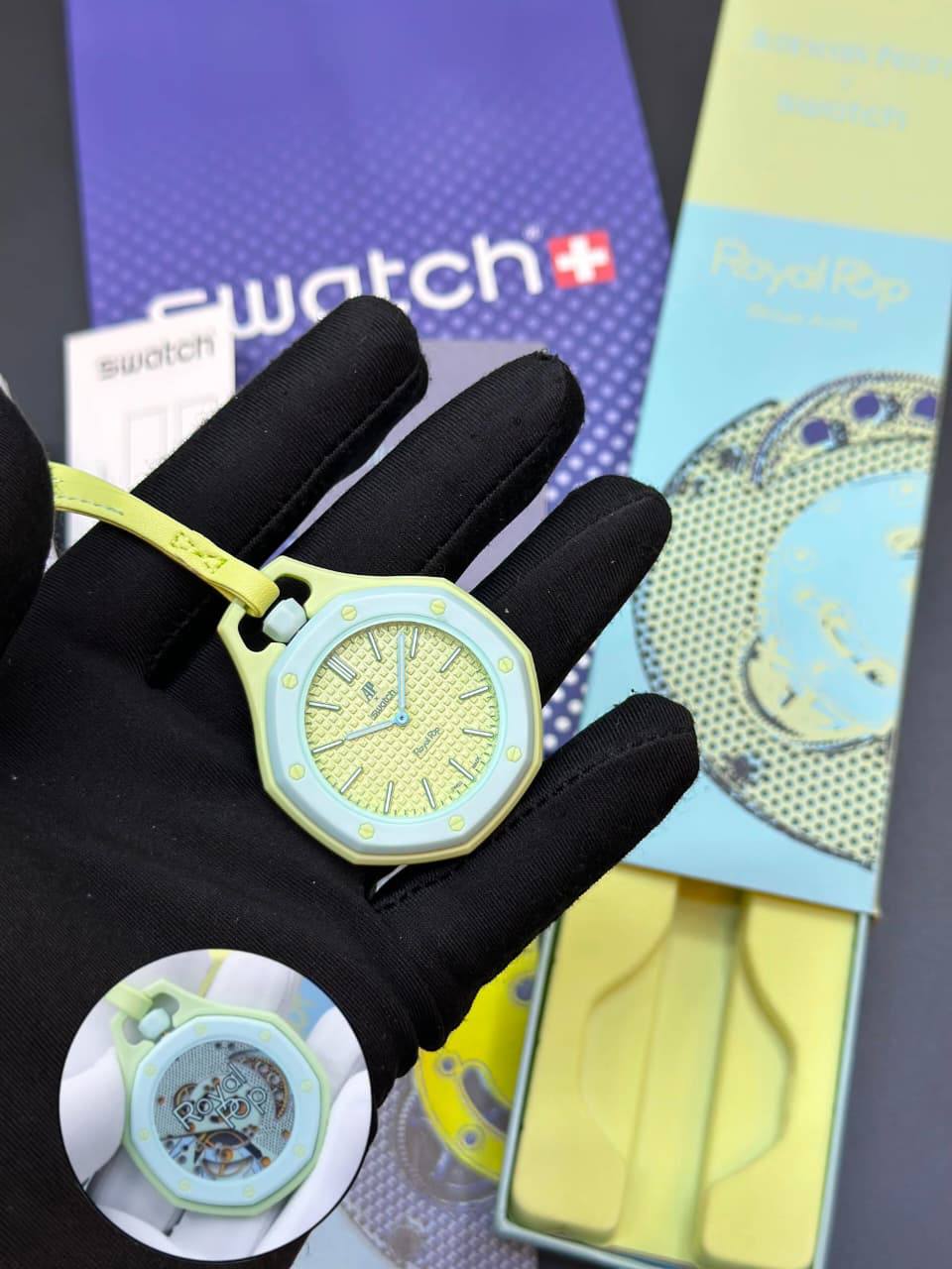 Swatch Royal pop good quality with box and papper bag and guarante card cataluck 
120 dhs🇦🇪🇦🇪

Zain59
♥️♥️♥️