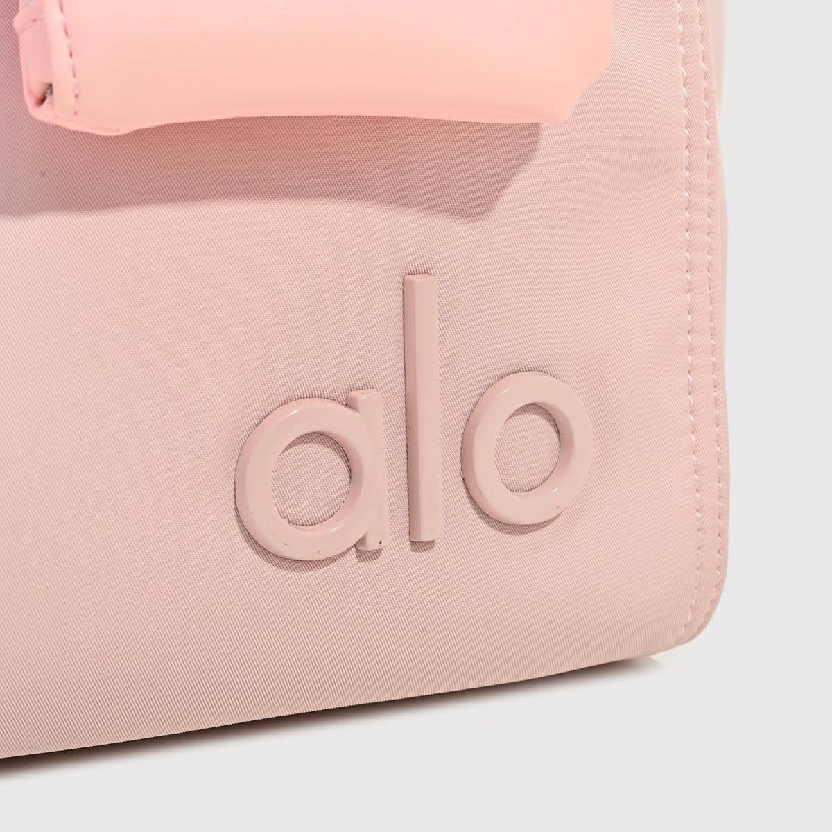 Alo Bags
90 dhs✅
Good-quality 

Zain35
♥️♥️♥️