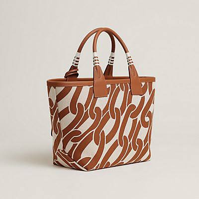 Hermes 

25cm 

90 dhs

Zain72

♥️♥️♥️