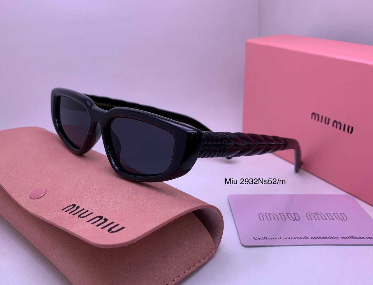 Miu Miu
70 dhs✅

Zain126
♥️♥️♥️