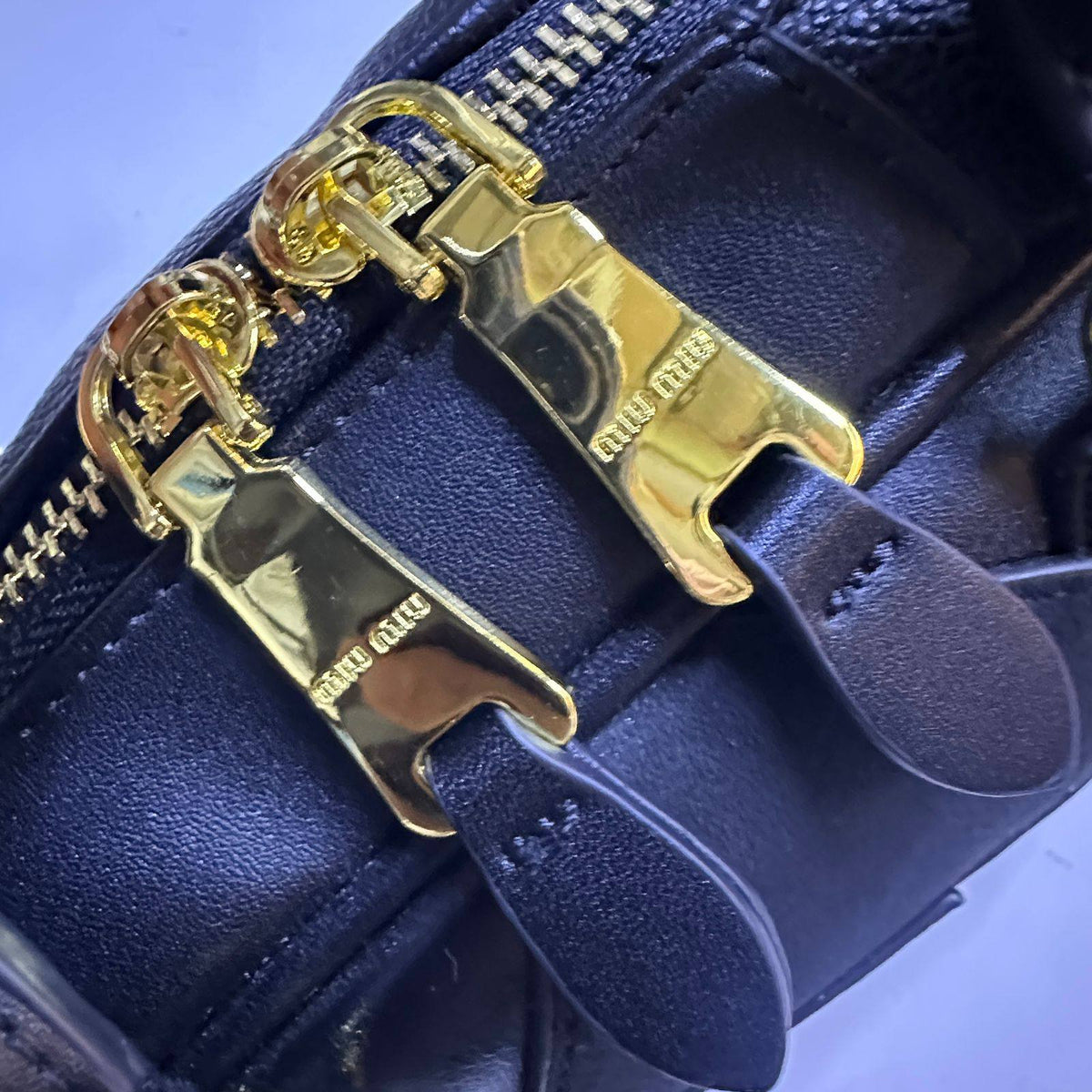 MIU MIU 

COPY ONE 
RESTOCK

 WITH BOX 
230 dhs🇦🇪🇦🇪

Zain295
♥️♥️♥️