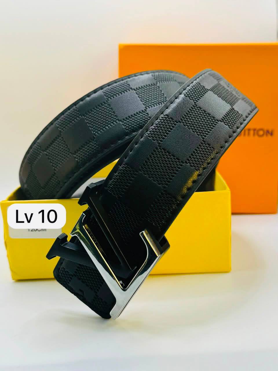 Belts
With box 
35 dhs🇦🇪🇦🇪

Zain93
♥️♥️♥️