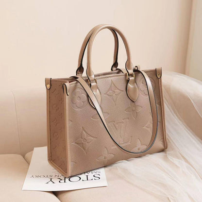 LV
85 dhs🪙💕
Size 33 CM

Zain269
♥️♥️♥️