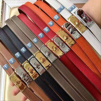 Leather belt

with box 
🎁🎁🎁

60 dhs✅

Zain190
♥️♥️♥️
