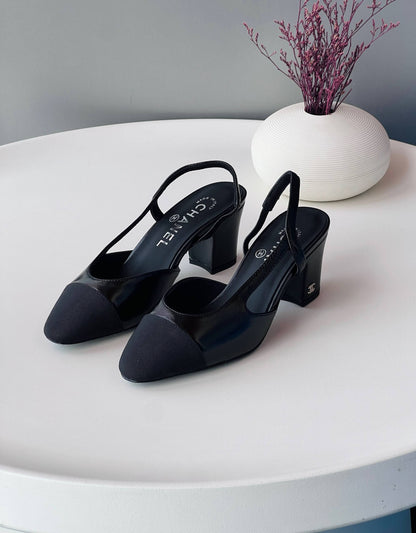 CHANEL
Size 36-41
_Super master high quality_🪡
430 dhs✅

Zain176
♥️♥️♥️