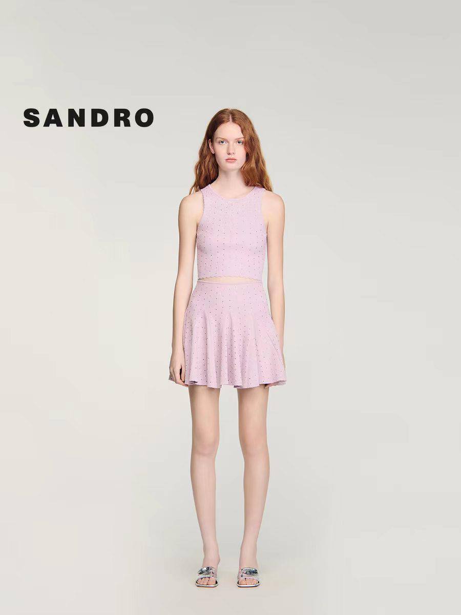 *New collections*                                                
SANDRO
*Super Master quality*
*Sizes: S M L XL* 
510 dhs💓

Zain308
♥️♥️♥️