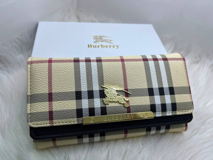 Wallets
45 dhs🇦🇪🇦🇪

Zain182
♥️♥️♥️