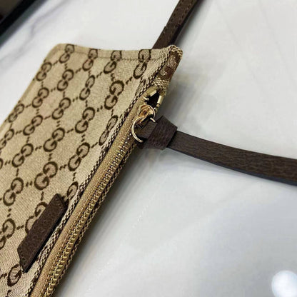 GUCCI 
COPY ONE NEW CAME 
150 DHS👑
Size: 50cm

Zain39
♥️♥️♥️