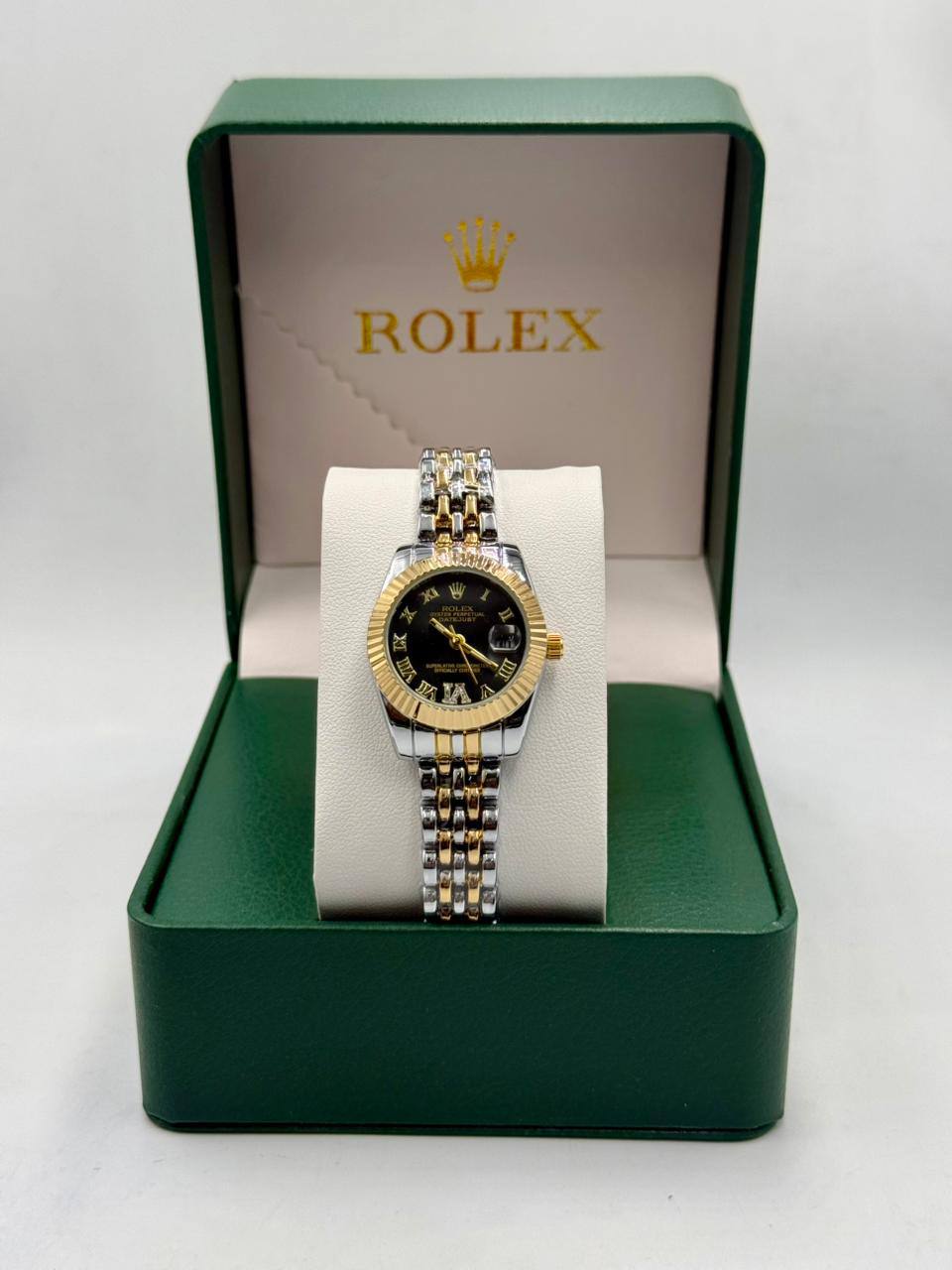 Rolex Small face

  55 dhs 

Zain08

♥️♥️♥️