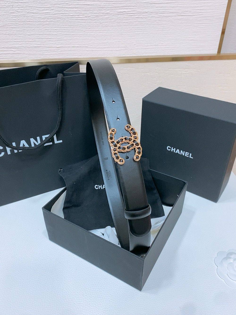 Chanel

master quality

300 dhs🇦🇪🇦🇪

Zain164
♥️♥️♥️