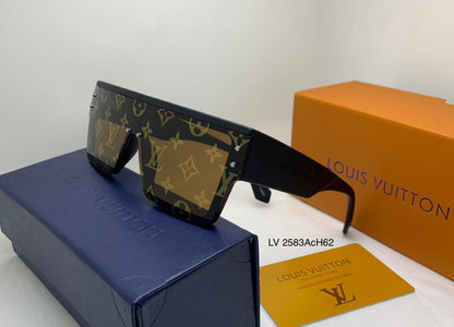 LV
Super master 
180 dhs🪙🖤

Zain126
♥️♥️♥️