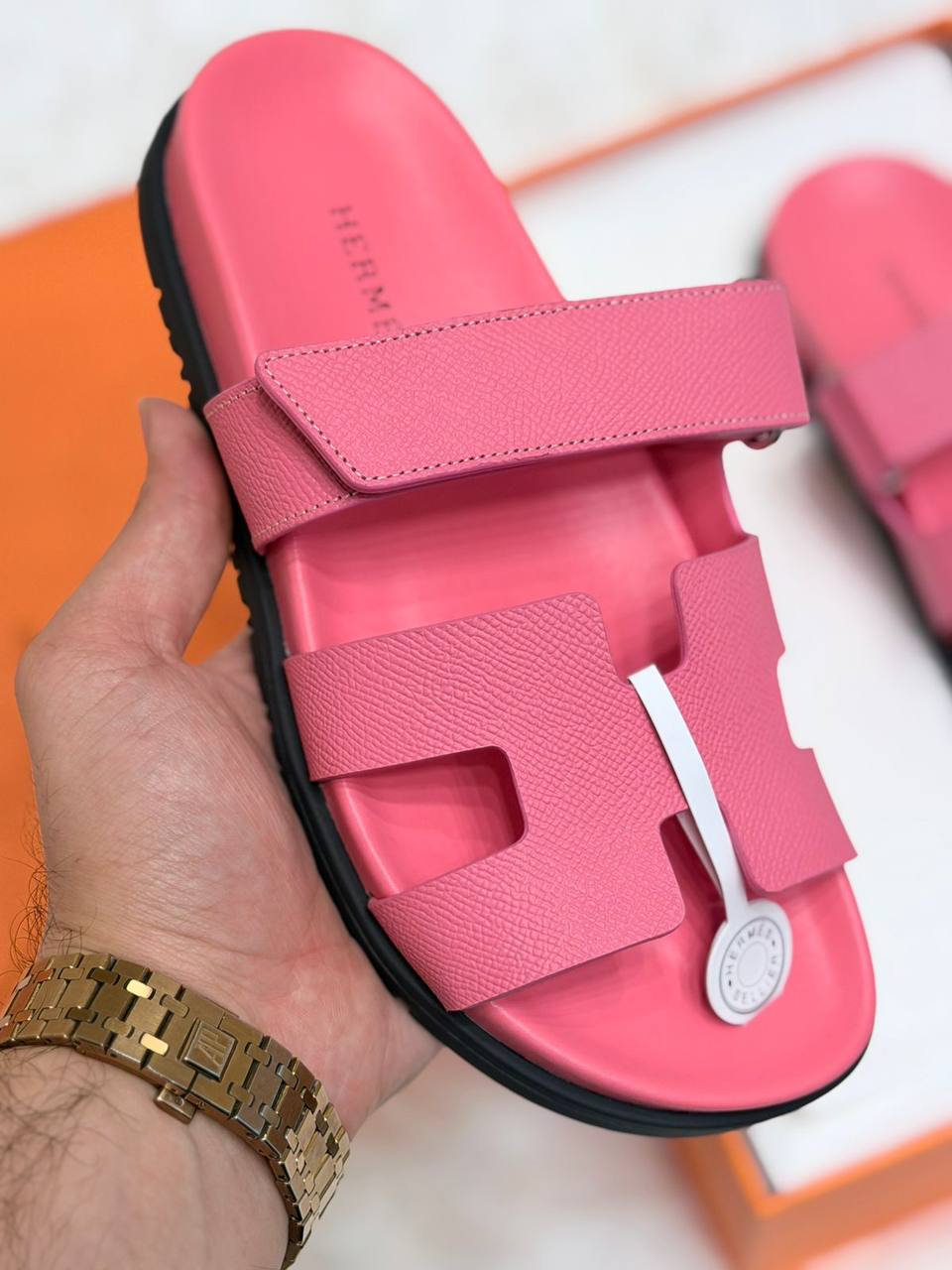 😍 HERMEES 😍

💎 _*VIP QUALITY +A*_ 💎
Size 37 To 41

490 dhs✅

Zain292
♥️♥️♥️