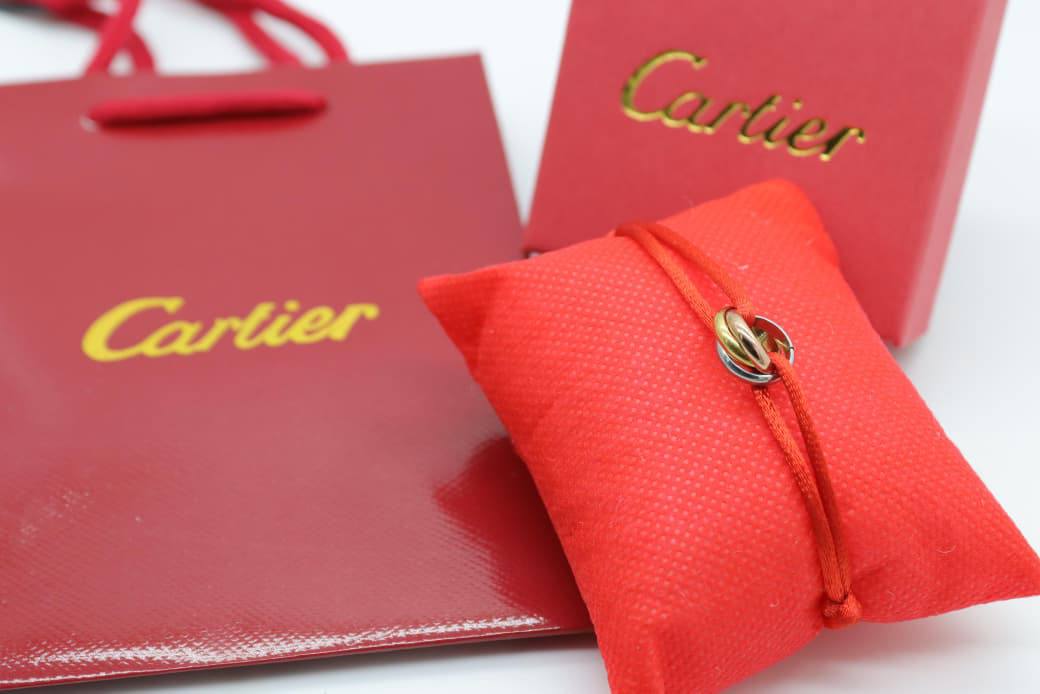 Bracelet 
55 dhs💓
+Box and paper bag🎁

Zain33
♥️♥️♥️