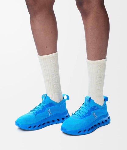 On Running Cloudtilt LOEWE Electric Blue ，
Size 36-45，
240 dhs🗽

Zain18
♥️♥️♥️