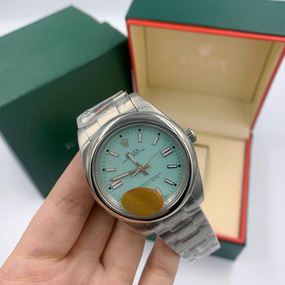 ROLEX WATCH 

WITHBOX paper bag
🎁🎁🎁

230 dhs🪙🌺
Master 

Zain40
♥️♥️♥️