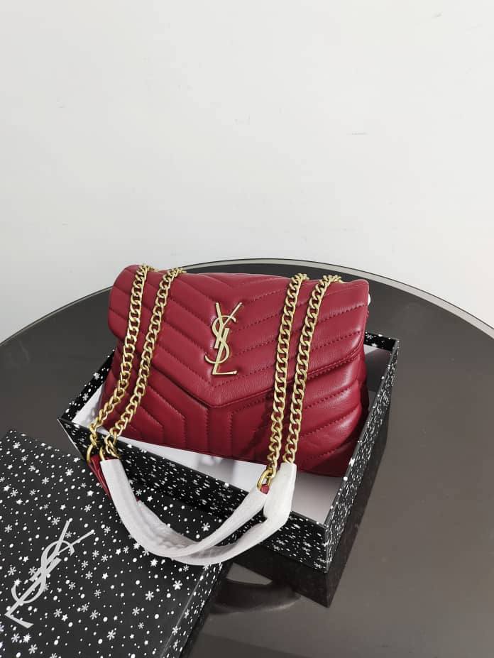 Mixed bags
Fendi
Dior
Chanel
YSL

95 dhs🇦🇪🇦🇪

Withbox
high quality

Zain26
♥️♥️♥️