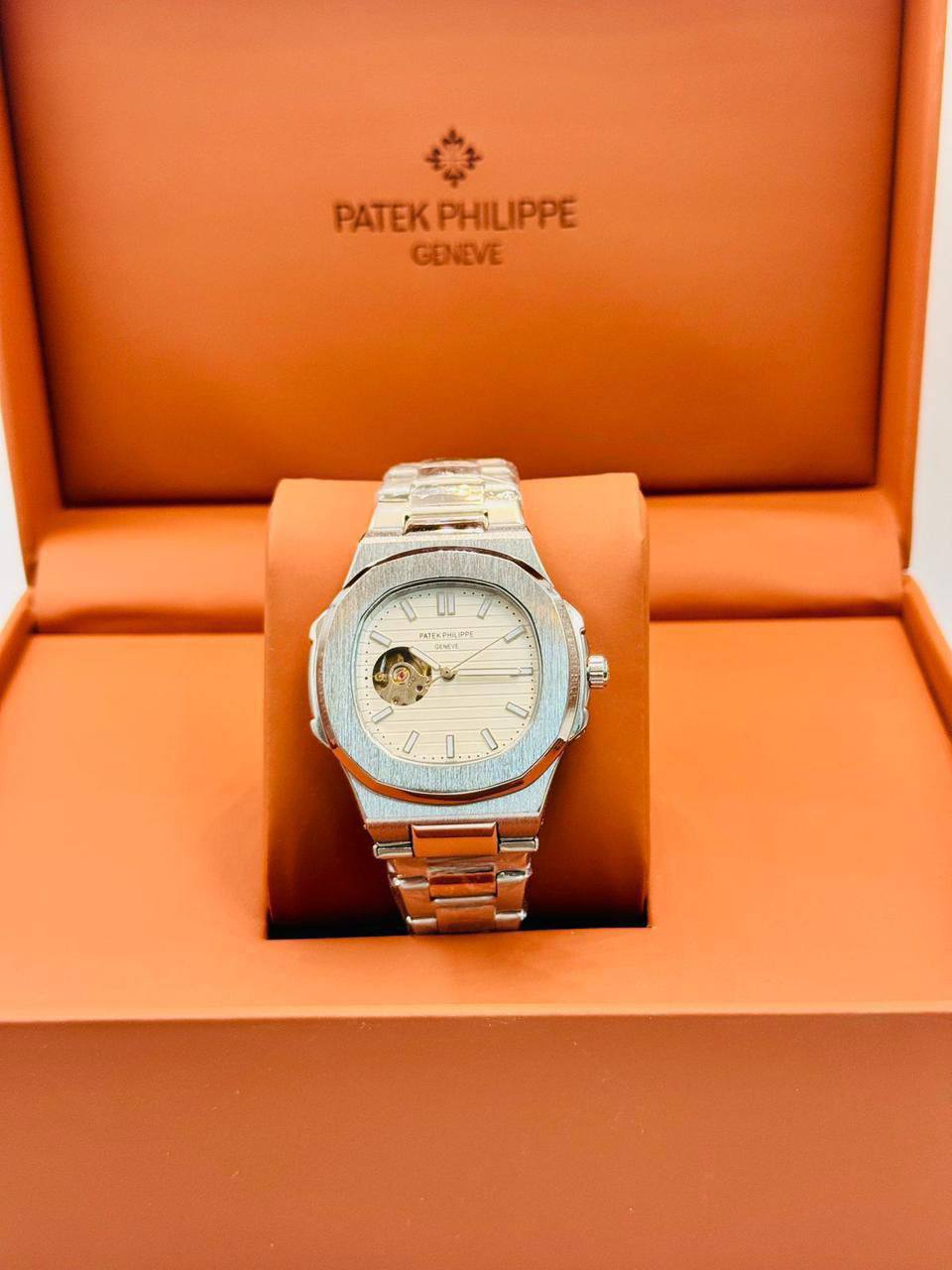 Patek Philippe men
*Automatic*
110 dhs💓

Zain08
♥️♥️♥️