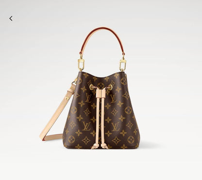 LV
85 dhs✅
high quality 

With box
🎁🎁🎁

Zain26
♥️♥️♥️