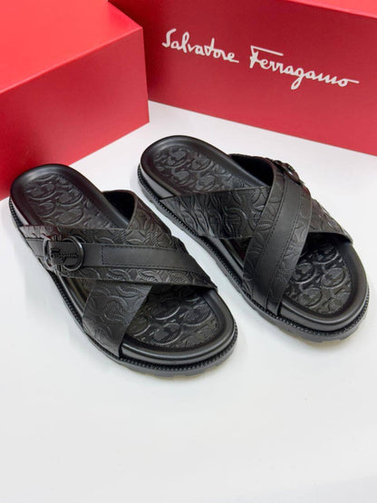 NEW CAME
MEN SLIPPER
FERRAGAMO
GOOD QUALITY
105 dhs🌺
39 TO 46

Zain40
♥️♥️♥️