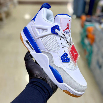 Jordan 4
Size 40 to 45
110 dhs✅

Zain27
♥️♥️♥️