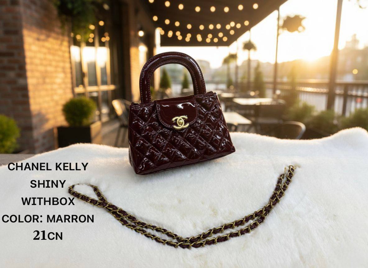 Chanel ᴋɪʟʟʏ /ʟᴏɴɢ sʟɪɴɢ 
ɢᴏʟᴅ ʜᴀʀᴅᴡᴀʀᴇ 
ᴡɪᴛʜʙᴏx🎁
sʜɪɴʏ ᴍᴀᴛᴇʀɪᴀʟ 
sɪᴢᴇ:2𝟏ᴄᴍ
95 dhs✅

Zain56
♥️♥️♥️