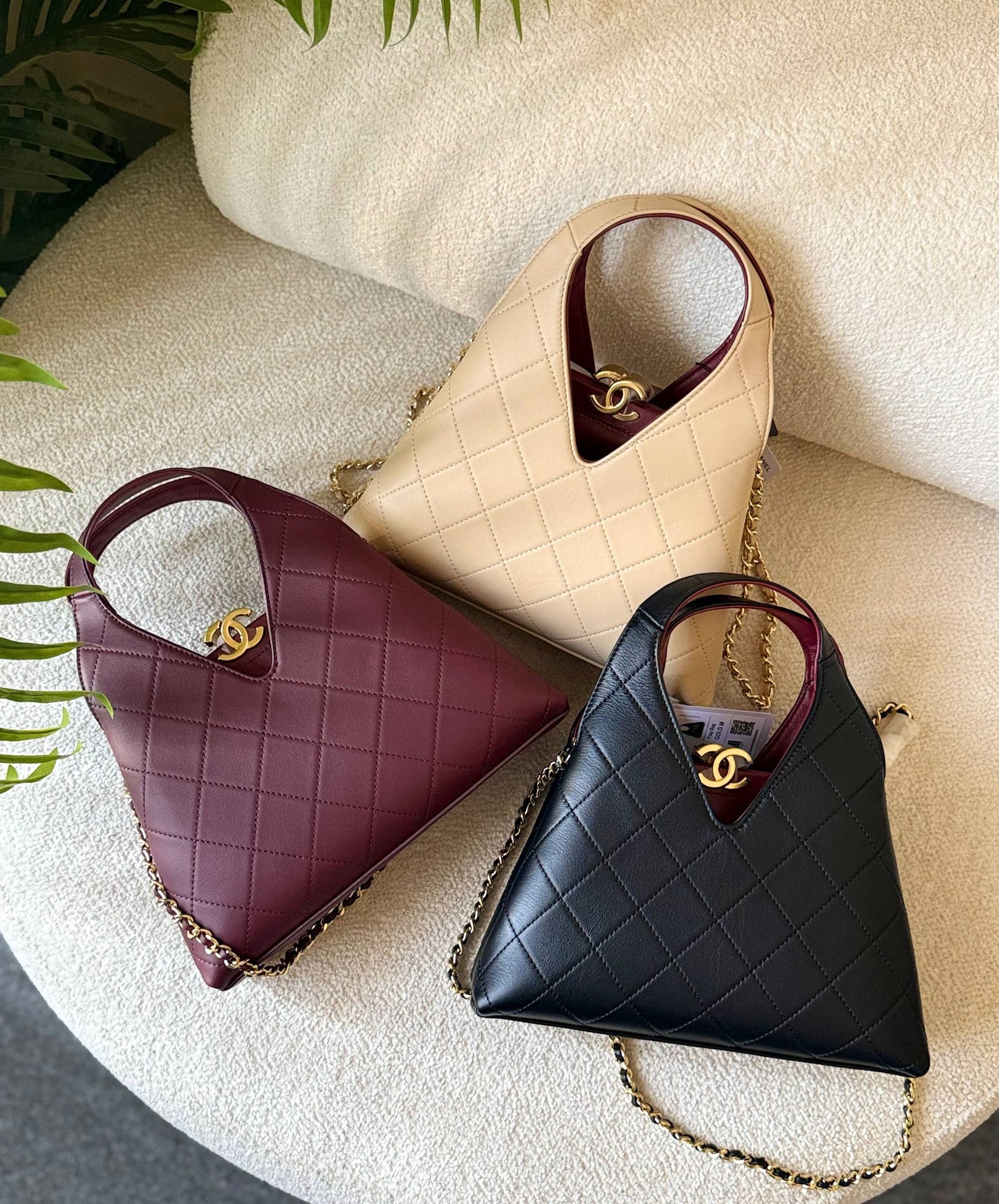 CHANEL
       
 🌿 😻 24 Cm😍 🍃
For Price 👇 WhatsApp✅
0568585901 
0507557372
0552275751 Owner Zain 👌

Zain246
♥️♥️♥️