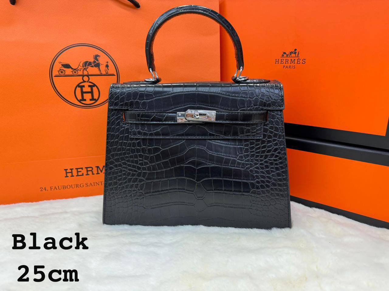 Hermes ᴋᴇʟʟʏ 
ᴡɪᴛʜout 📦 
ᴄʀᴏᴄᴏᴅɪʟᴇ ᴅᴇsɪɢɴ
sɪᴢᴇ:25ᴄᴍ
95 dhs🪙🌨️

Zain56
♥️♥️♥️