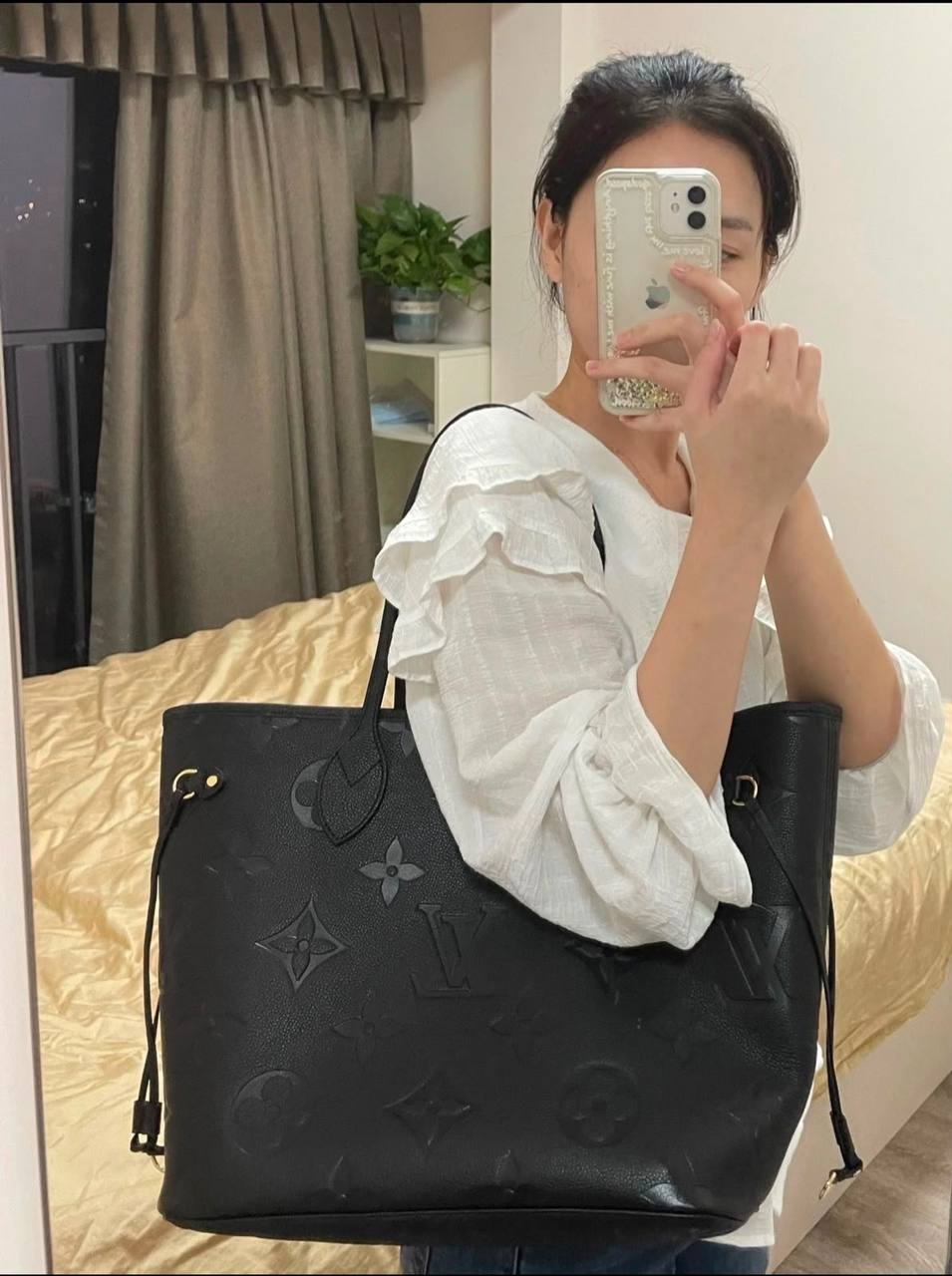 LV
105 dhs✅
High-quality with box

Zain35
♥️♥️♥️