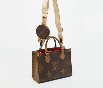 LV

with box 
🎁🎁🎁

120 dhs🪙🌨️

Zain177
♥️♥️♥️