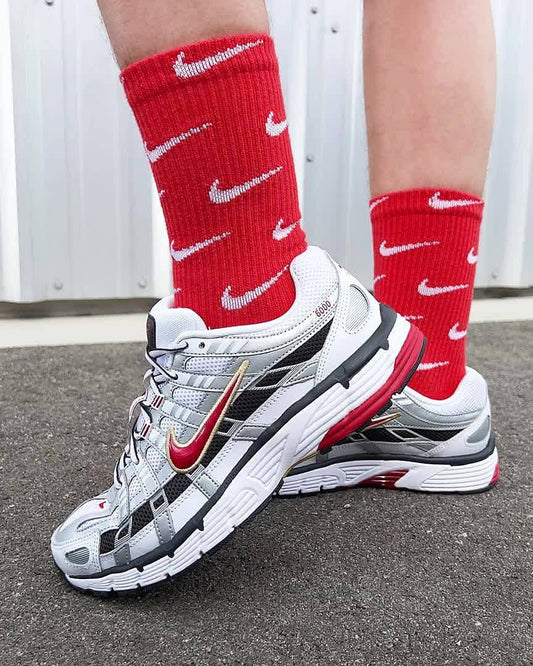 Nike P6000 ‘White/Varsity Red’🎈
36-45 AVAILABLE 🤩
210 dhs🪙💕

Zain242
♥️♥️♥️