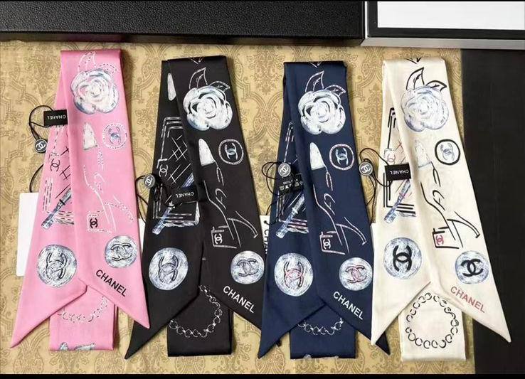 Silk   Bag scarf 
20 dhs💓

Zain93
♥️♥️♥️