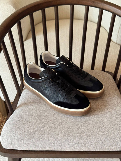 LORO PIANA tennis walk
VIP quality
size: 40 to 46

480 dhs🇦🇪🇦🇪

Zain185
♥️♥️♥️