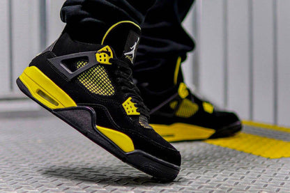 Air Jordan 4 Retro "Thunder 2023" ⭐️🖤
40-45 AVAILABLE 🤩
180 dhs🌺

Zain242
♥️♥️♥️