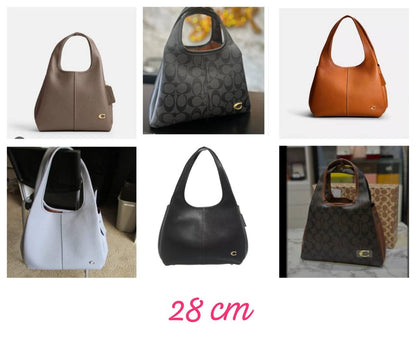 Coach

Good Quality 

With box🎁🎁🎁

100 dhs🌺

Zain143
♥️♥️♥️